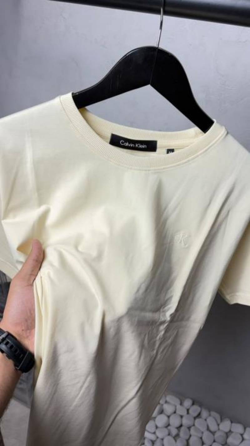 Calvin Kleiin Premium Round Neck T-Shirt 2556
