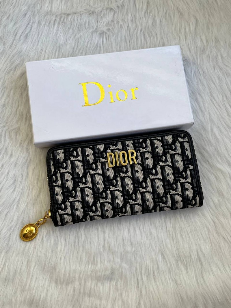 Diyor_85-1_Black_Zippy_Wallet_With_OriginalBox