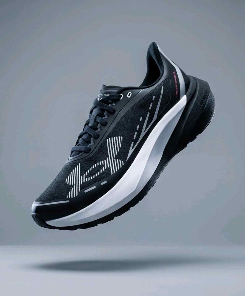 Underr Armourr Velociti Distance