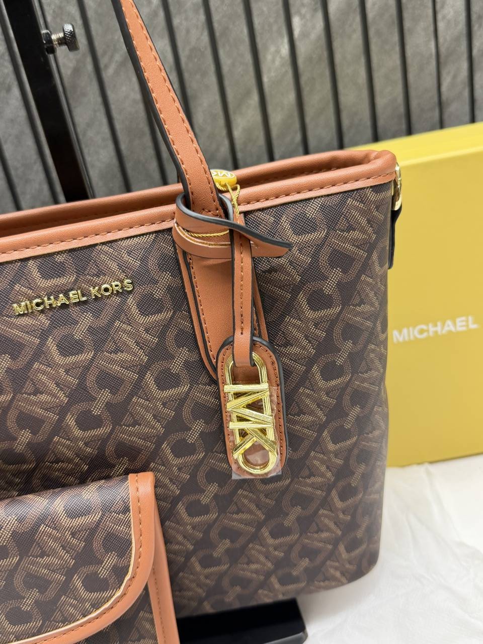 Michael Kors CB 1719 Eliza Small Tote With Wallet Original Box CarryBag & DustCover