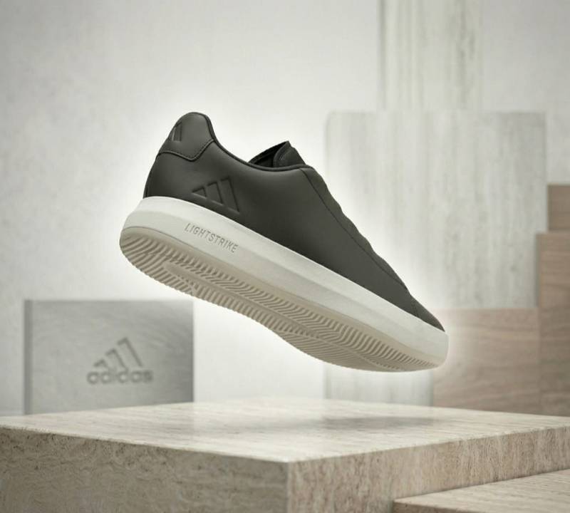 ADIDDAS ACESMASH BLACK WHITE