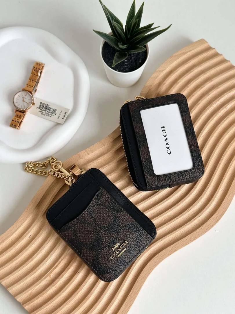 Coacch_CC-3_Zip_Card_Case_Mini_Wallet_With_Original_Box