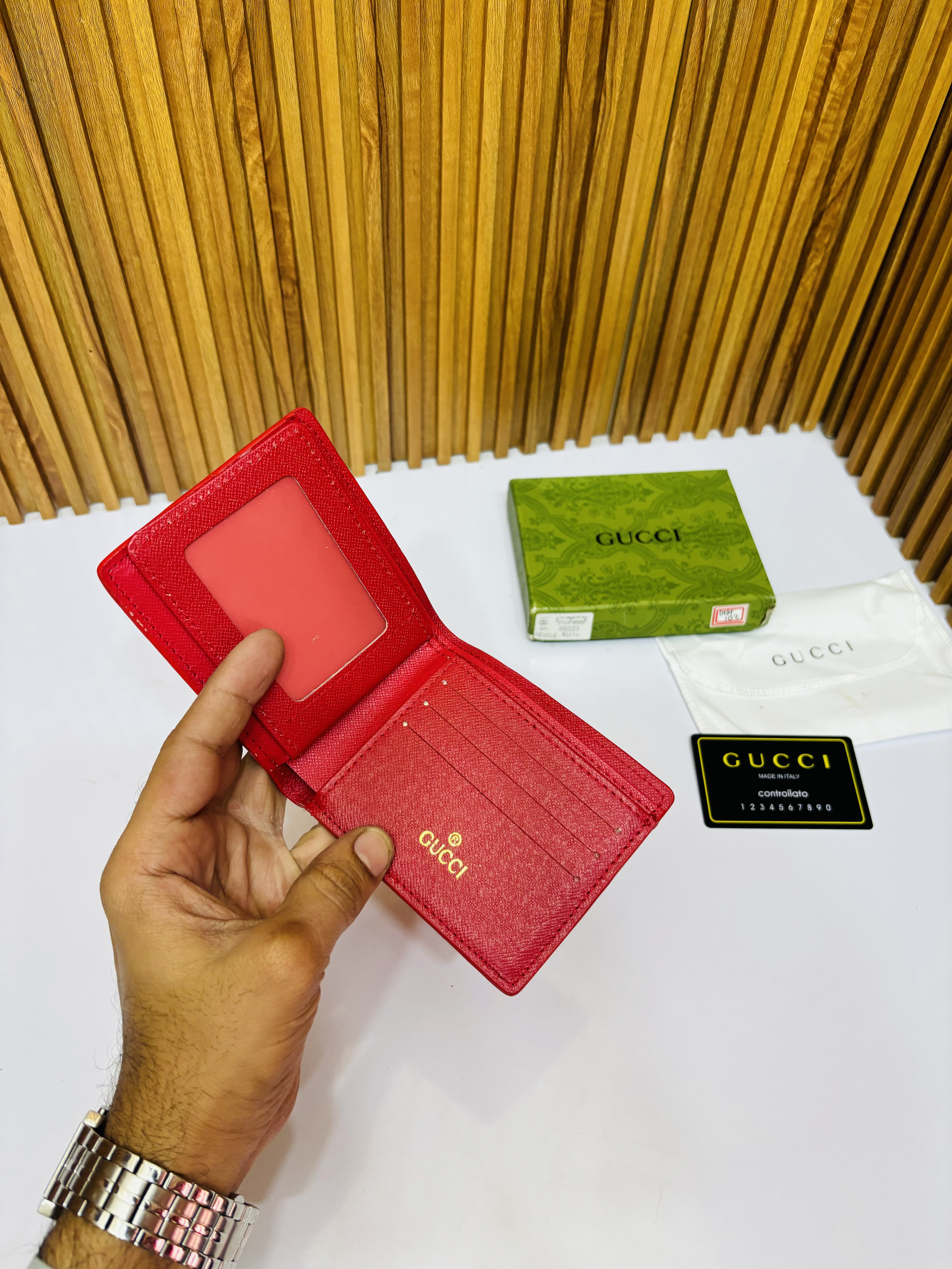 104 GUCHI PREMIUM QUALITY WALLET