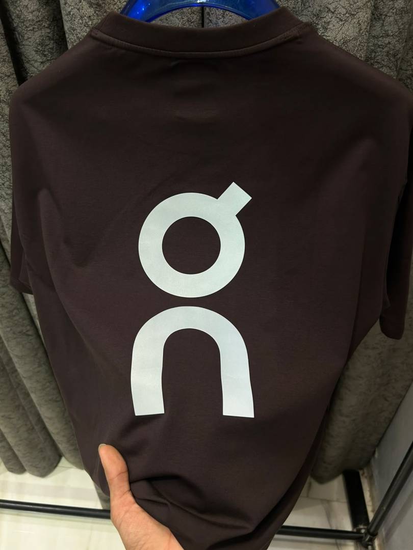 On Cloud IMPORTED STORE ARTICLE T SHIRT