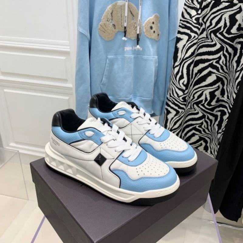 Valentynoo garavani one stud low top nappa sneaker white light blue 512