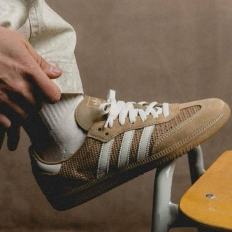 Adiddaass Samba Cardboard Desert Brown 617