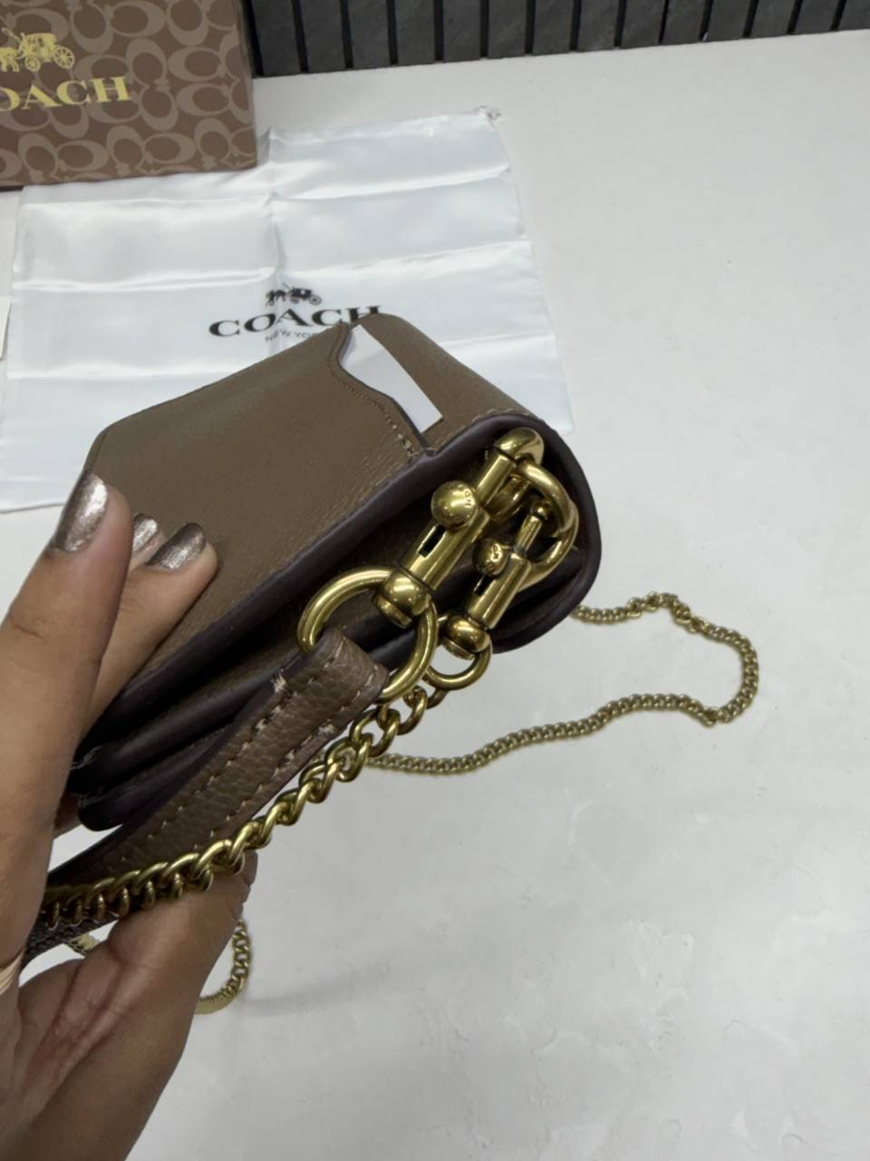 Coacch Tabby 19 Chain Clutch SuperHighend Quality 11 With OriginalBox & DustCover