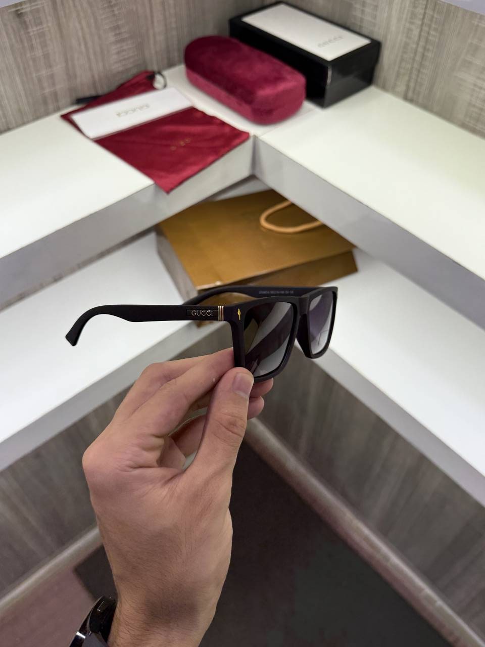 Guchi 69013 Premium sunglass (Matt Black)