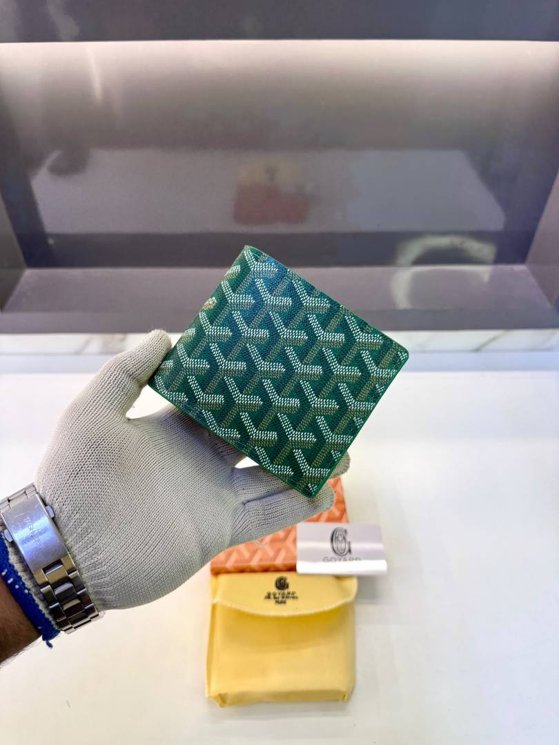 Goyar_ Green Premium Quality Wallet Fa 1170