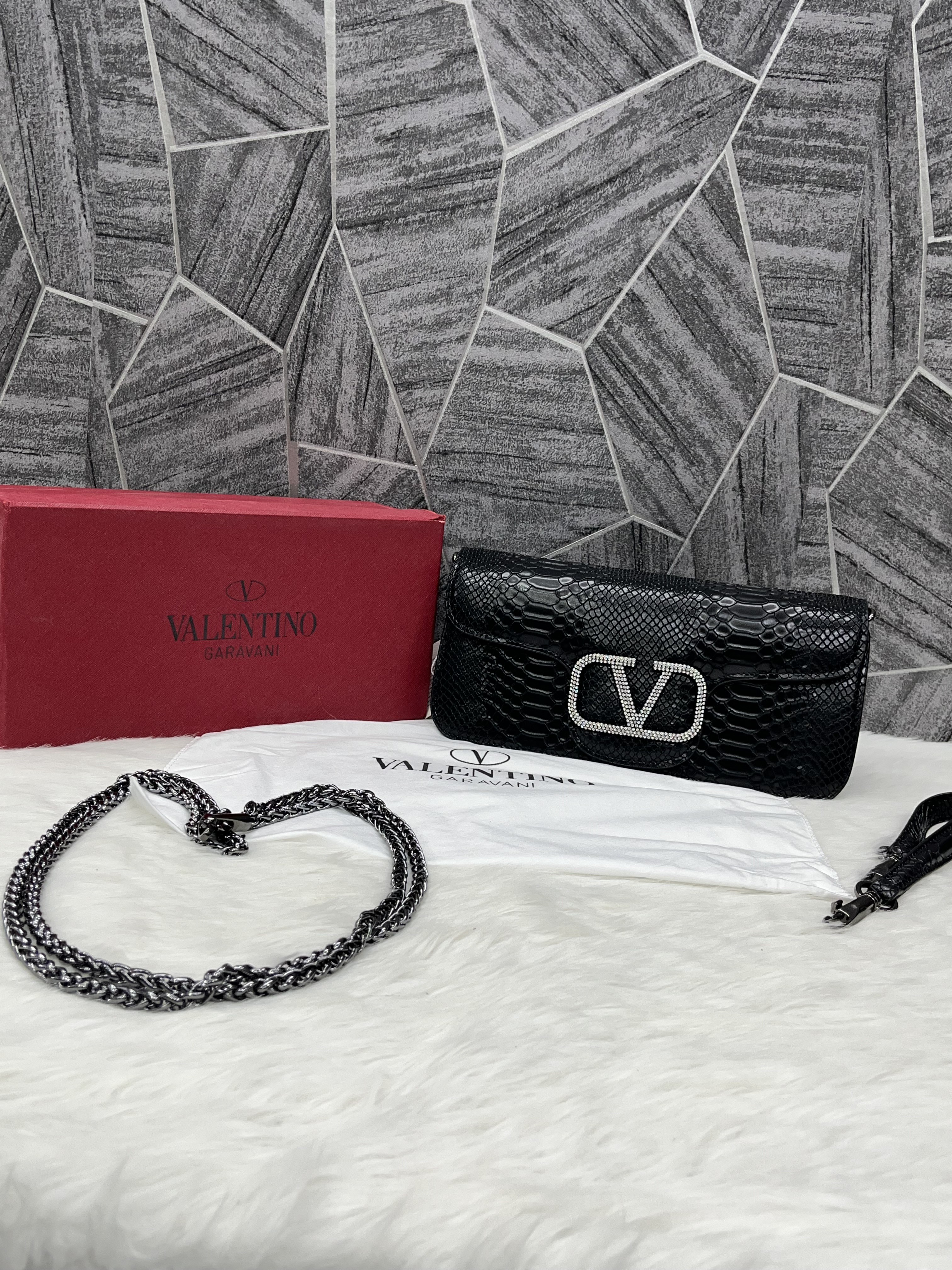 Valentino_V_Loco_Croccskin_Premium_Black_With_OriginalBox