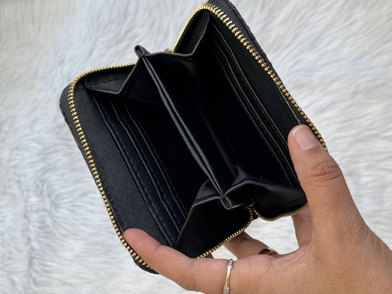 Diyor_105_Black_Mini_Zippy_Wallet_With_OriginalBox