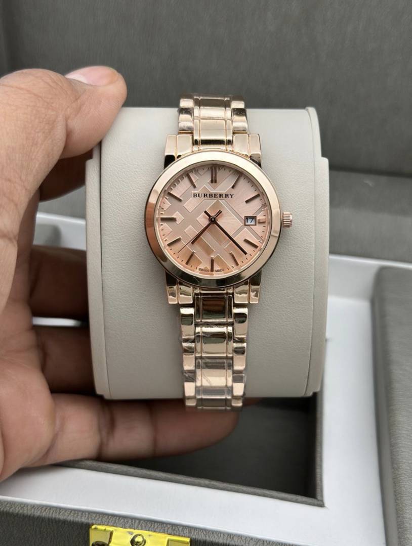 BURBERY  WATCH 140
