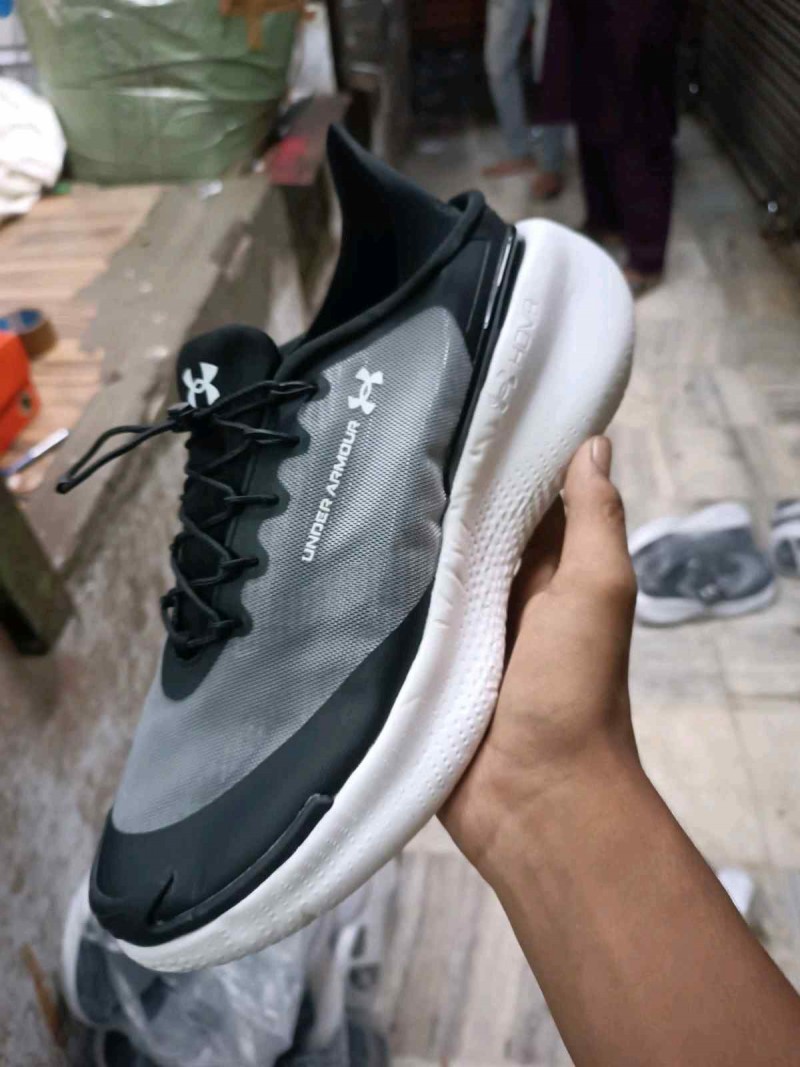 Underr Armourr Nova Slipspeed Black White 2642