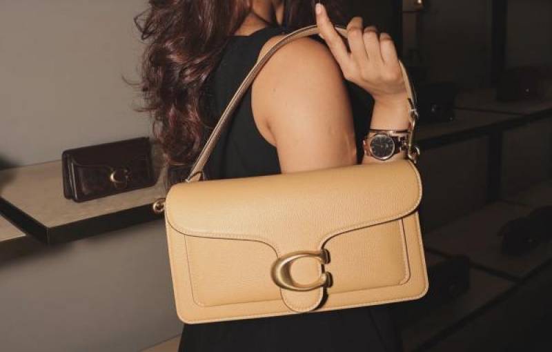 Coacch Tabby 26 Beige Shoulder Crossbody Bag With Original Box 2 Belt (Short Long)