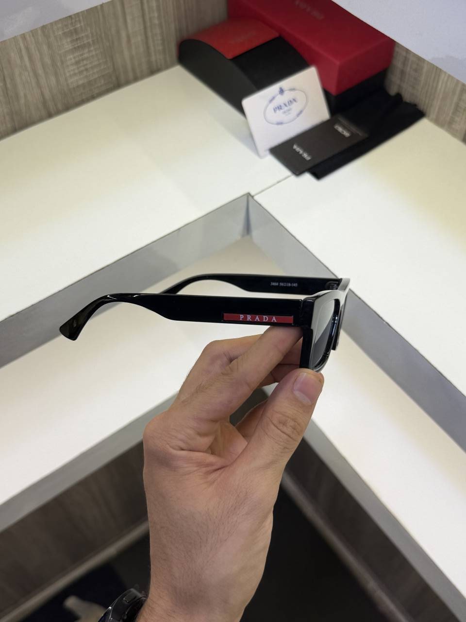 Prad  3464 Sunglass (Glossy)