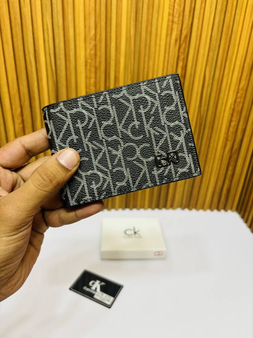 104 CK CALVIN KLEIIN PREMIUM QUALITY WALLET