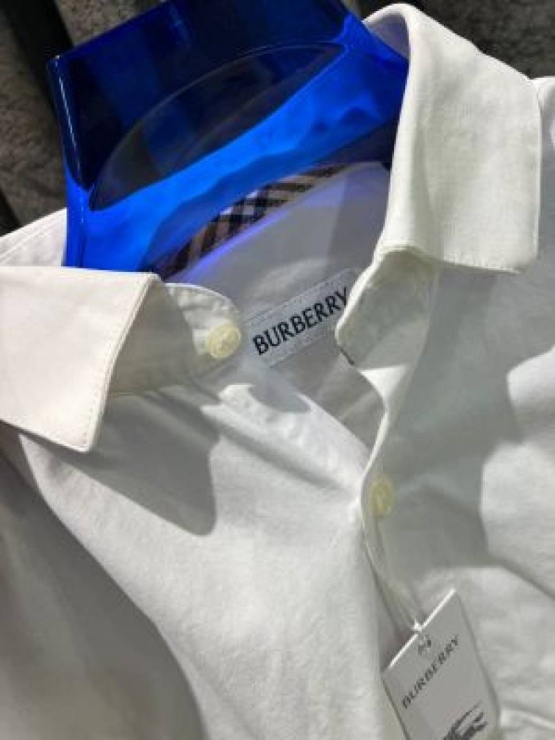 BURBERY IMPORTED STORE ARTICLE SHIRT
