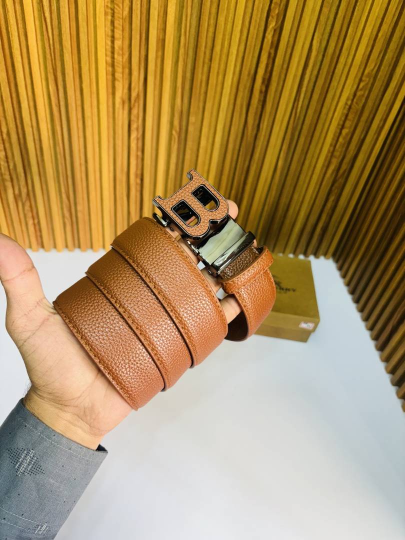 34 BURBERY PREMIUM QUALITY AUTOMATIC LOCK BELT