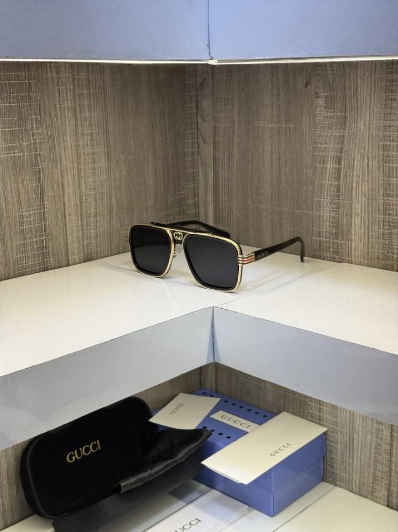 Guchi 1295 Gold Black sunglass