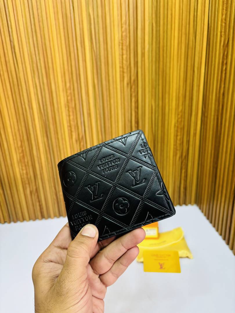 132LV LOIUS VUTTON PREMIUM QUALITY WALLET