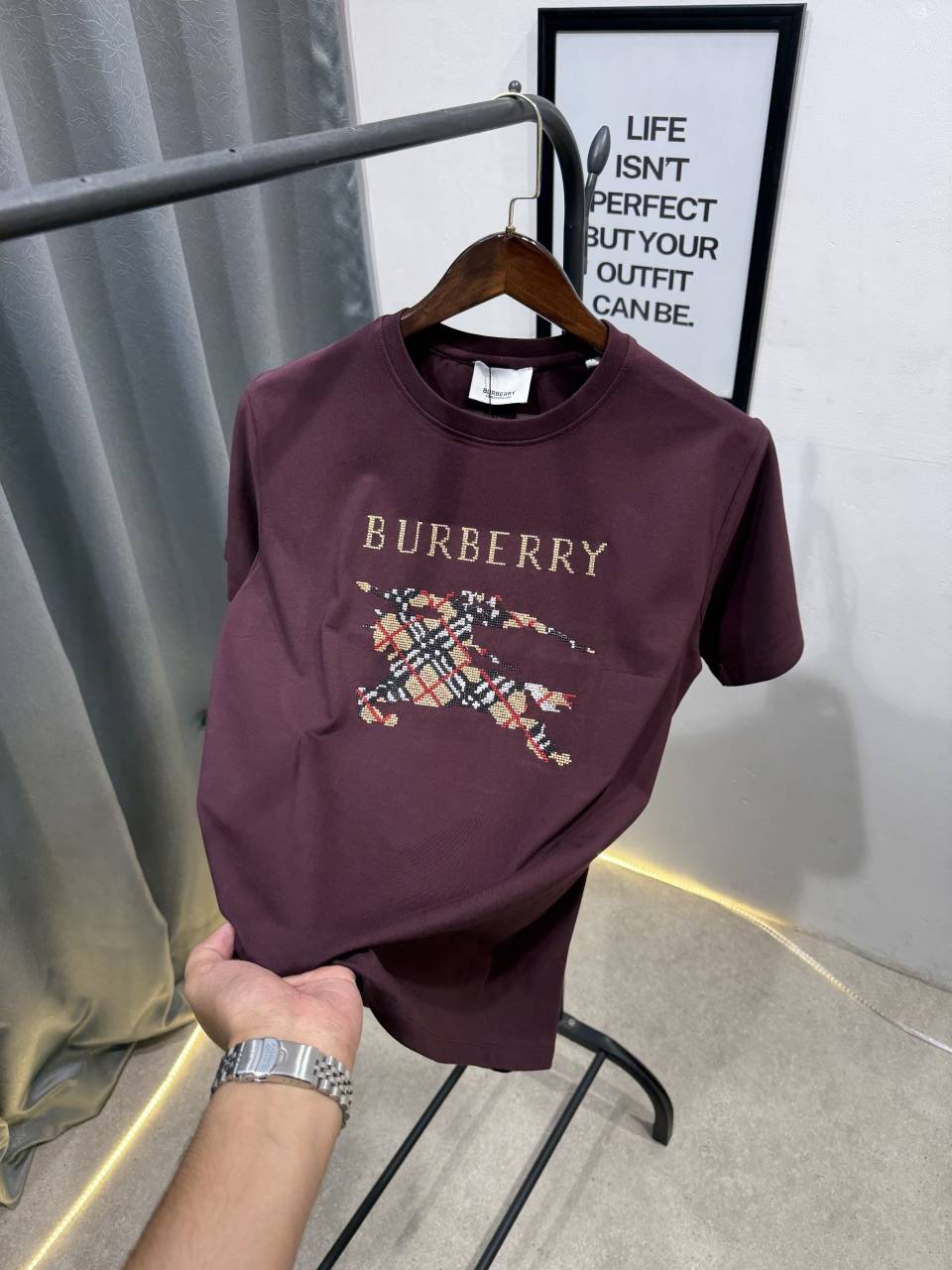 Burbery embroidery logo imported round neck tshirt wine