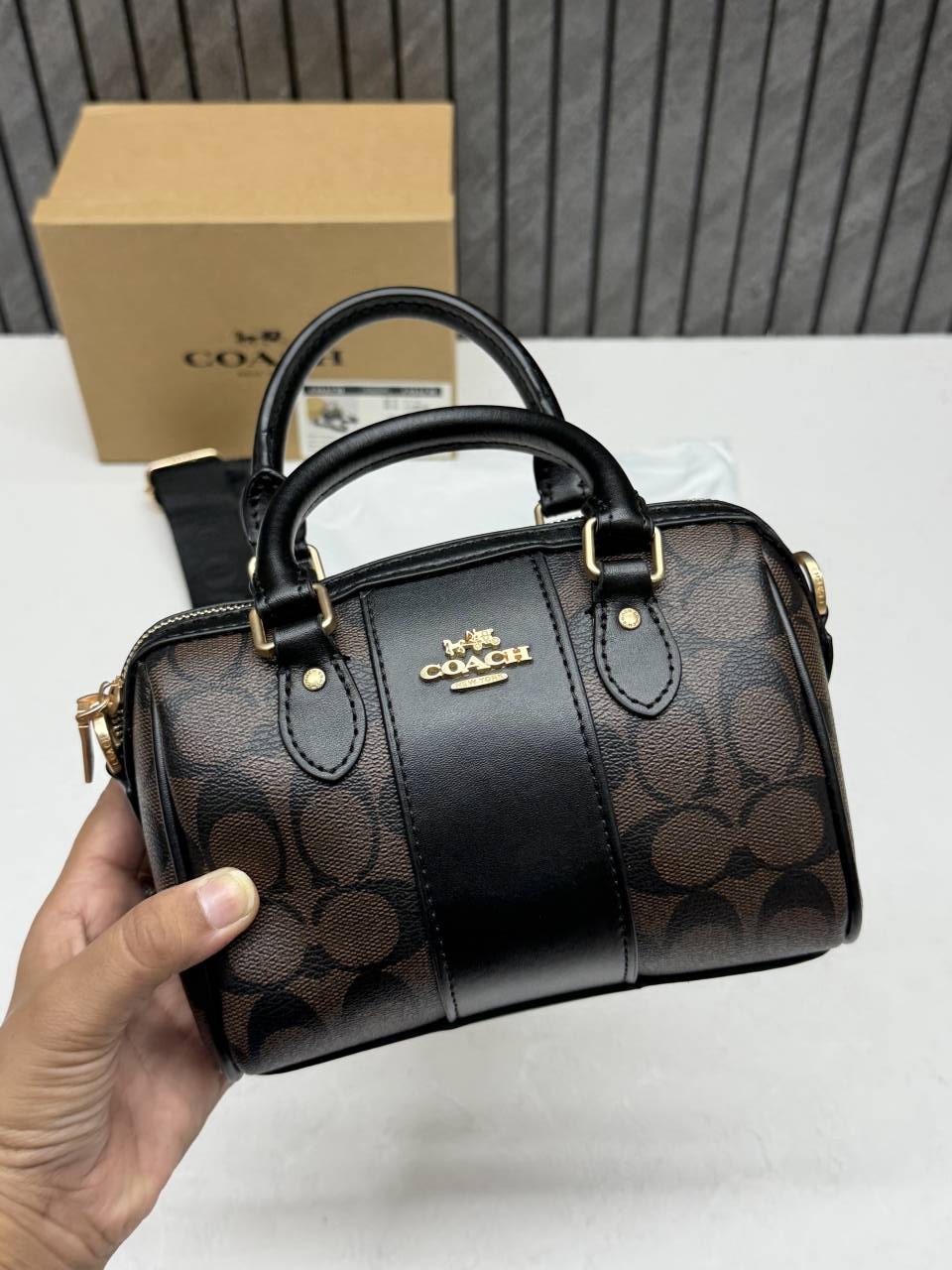 Coacch Rowan Mini Coffee Black With OriginalBox DustCover