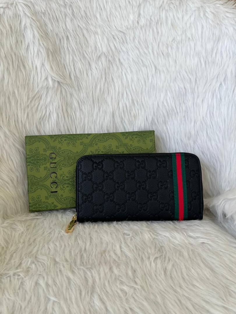 Guchi_153_Zippy_LongWallet_With_OriginalBox