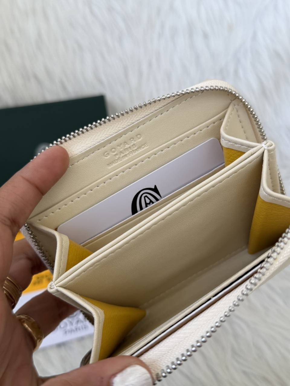 Goyerd_Matignon_Zp-4_Zip_Wallet_With_OriginalBox_DustCover