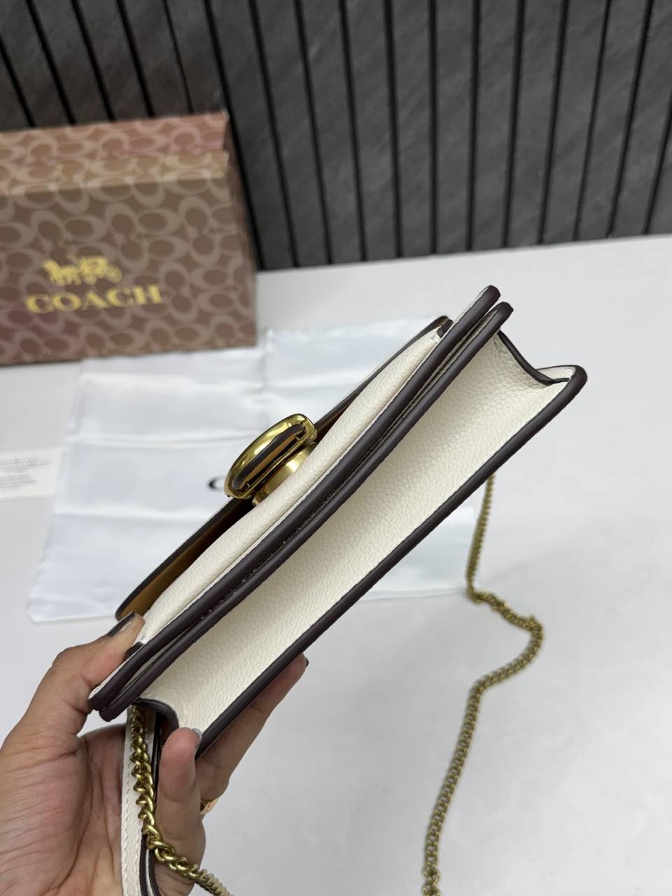 Coacch Tabby 19 Chain Clutch SuperHighend Quality 11 With OriginalBox & DustCover