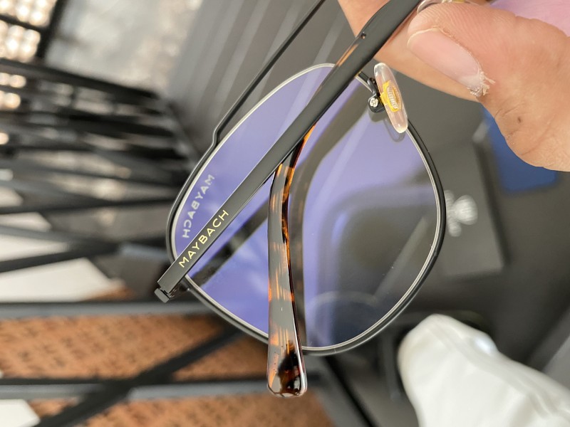 Maybach Z087 Black Frame