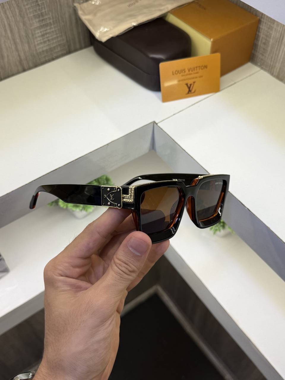 Loius Vutton 65N Sunglass