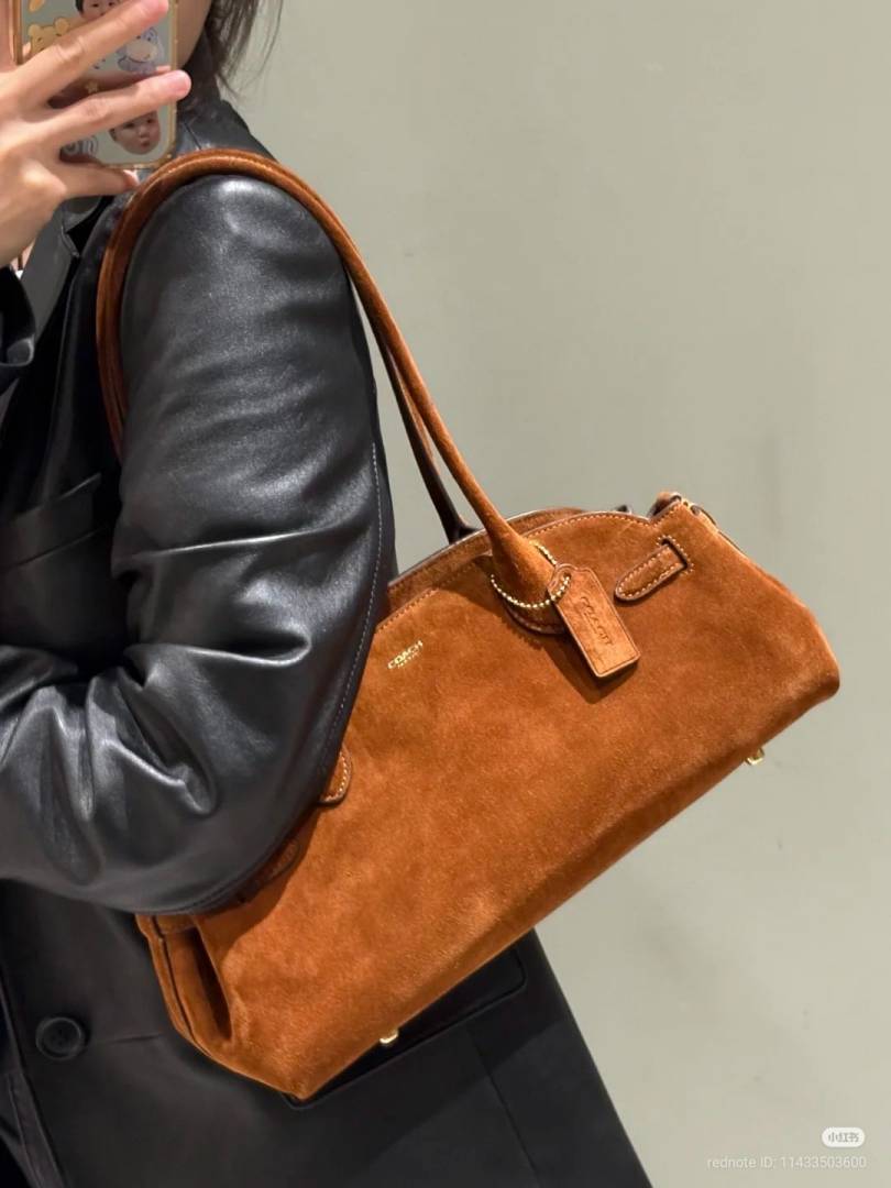 Coach Empire CarryAll Shoulder Bag With DustCover