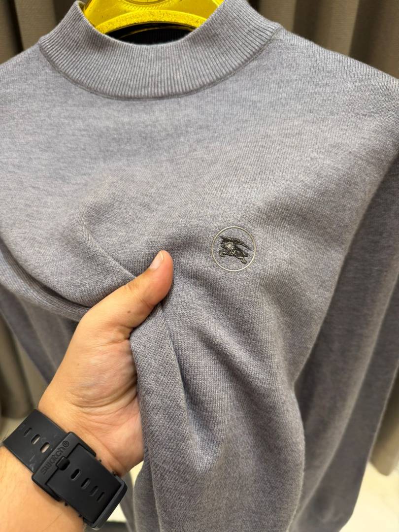 Burbery Chest Logo Sweatshirt Grey