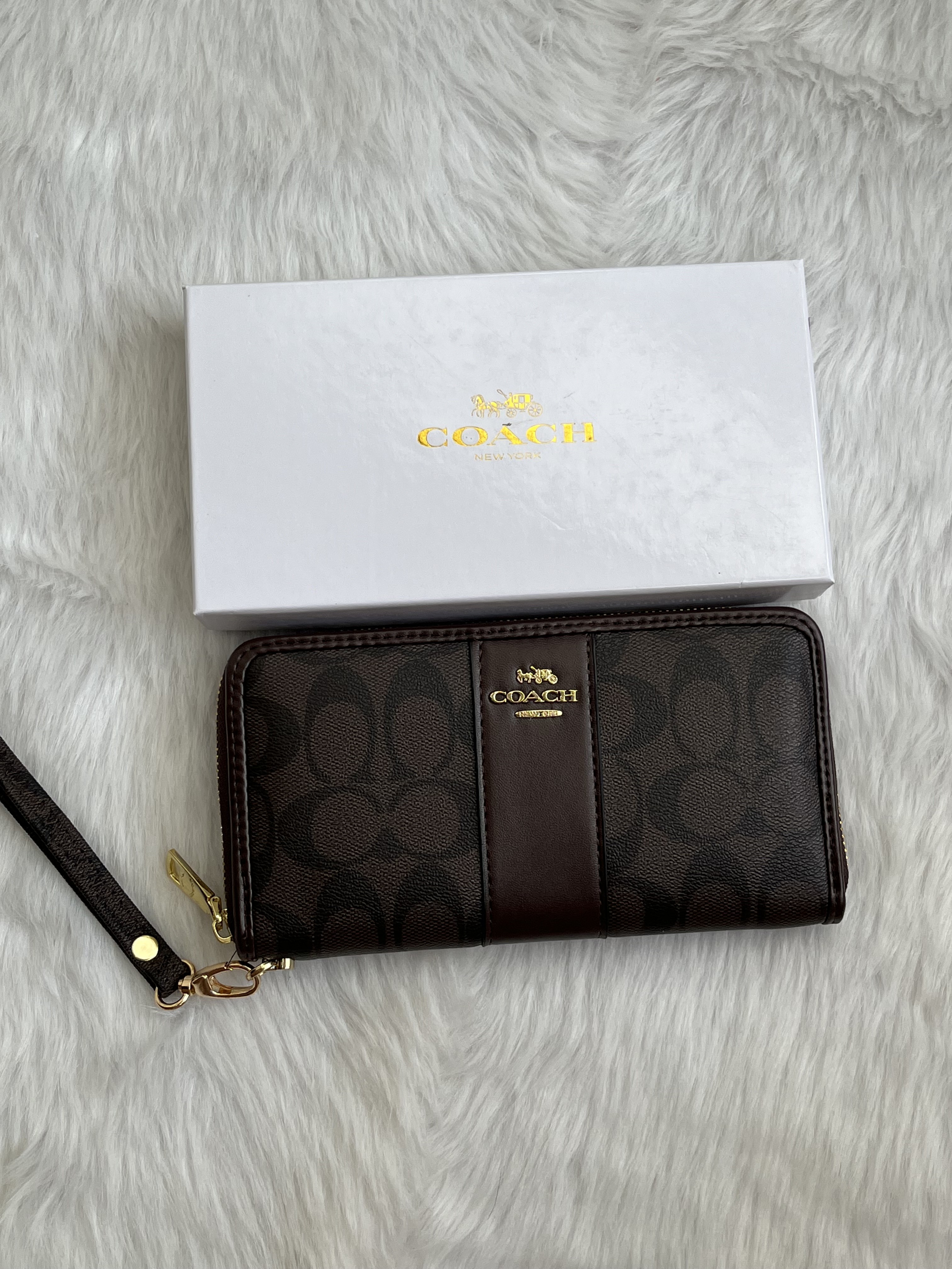 Coatch_82_Coffee_Wallet_With_Original_Box