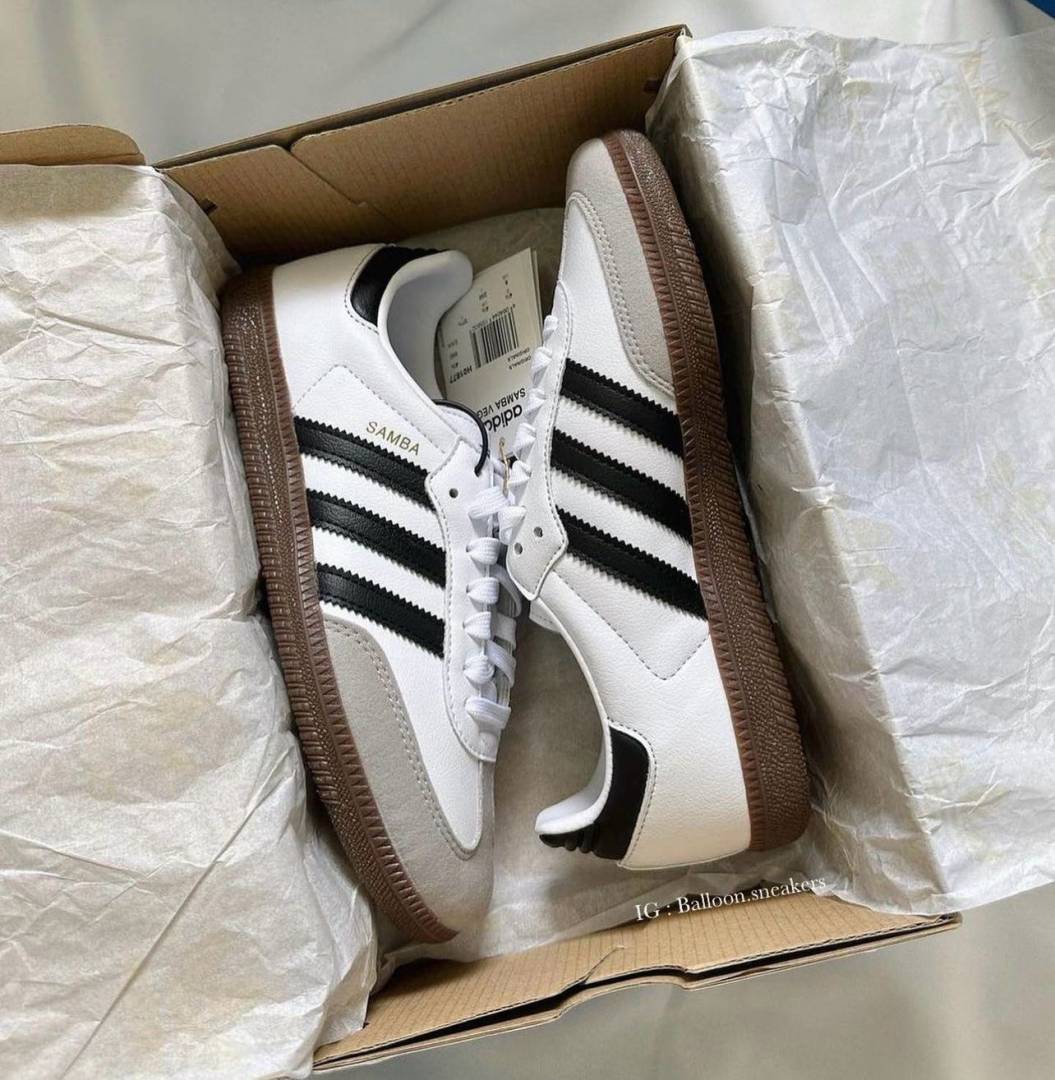 Adidaas samba white black Womens