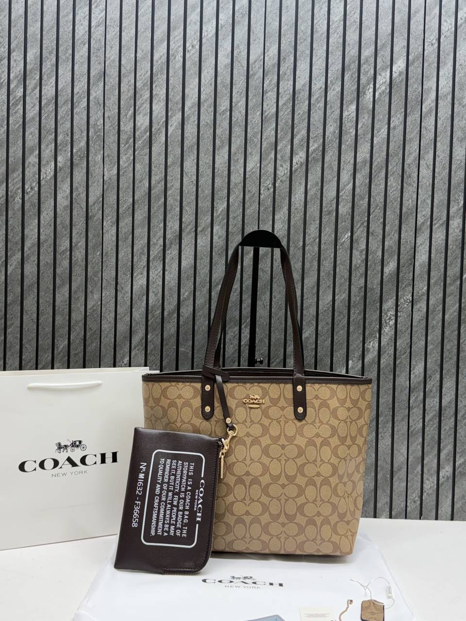 Coacch CB 07 Apricot Coffee Reversible City Tote With Wallet CarryBag & Original DustCover
