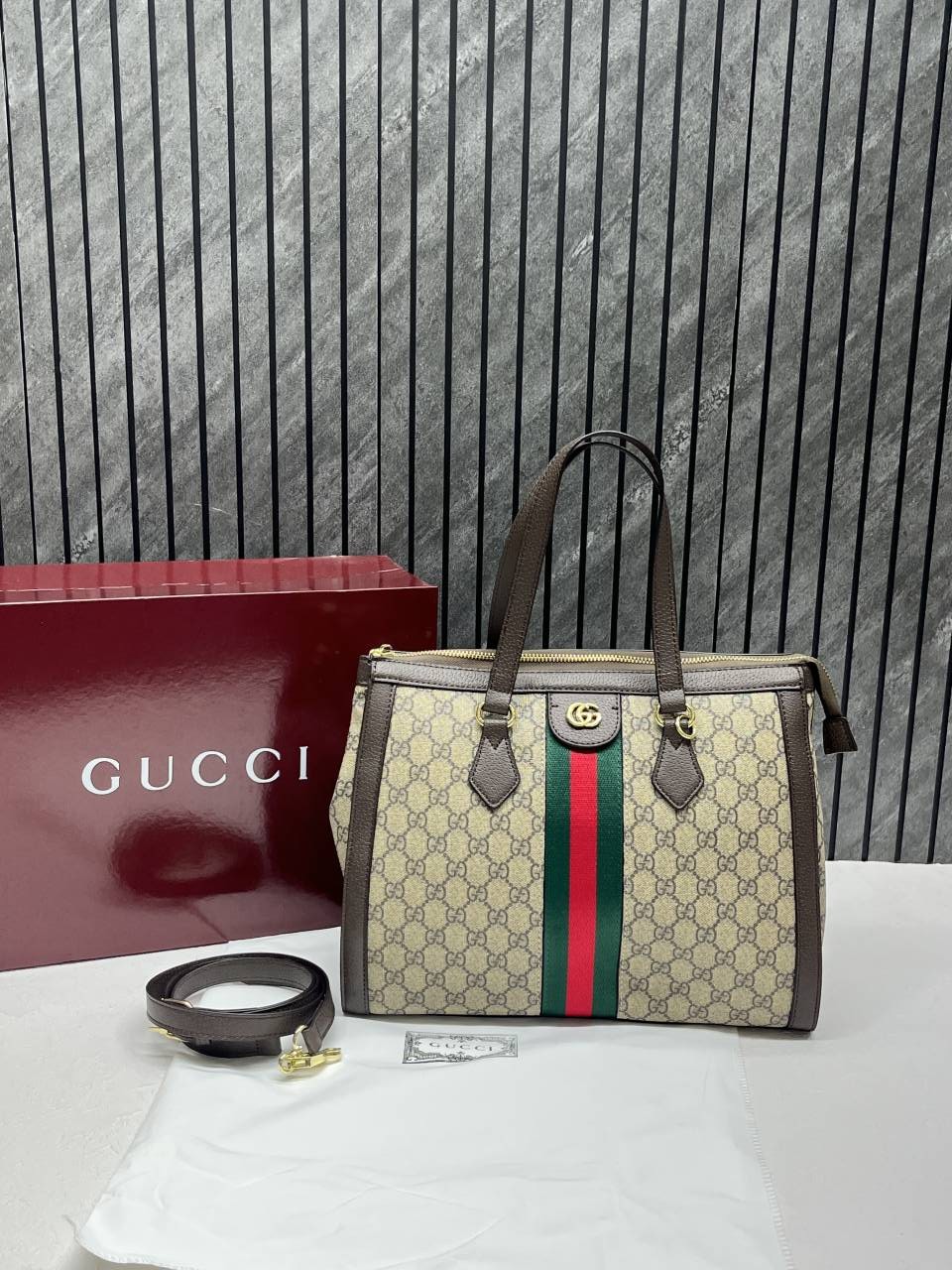 Guchi_Ophidia_Medium_Tote_With_OriginalBox_DustCover