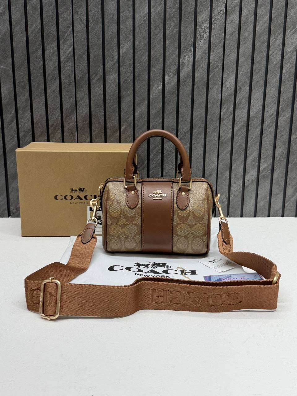 Coacch Rowan Mini Apricot-Brown With OriginalBox DustCover