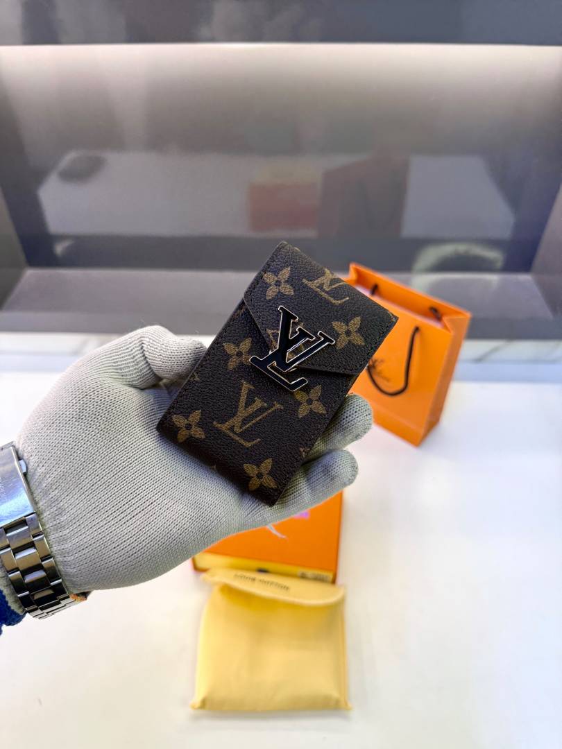 Lv Loui Brown Card Holder Fa 1161