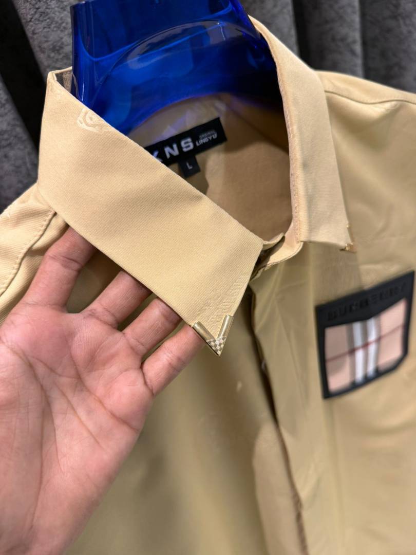 BURBERY IMPORTED STORE ARTICLE FULL SLEEVES SHIRT