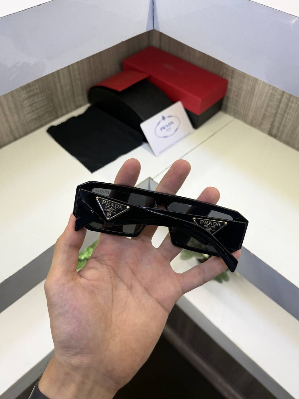 Pradda 132 Sunglass