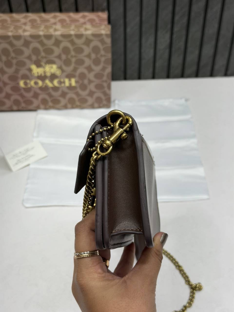 Coacch Tabby 19 Chain Clutch SuperHighend Quality 11 With OriginalBox & DustCover