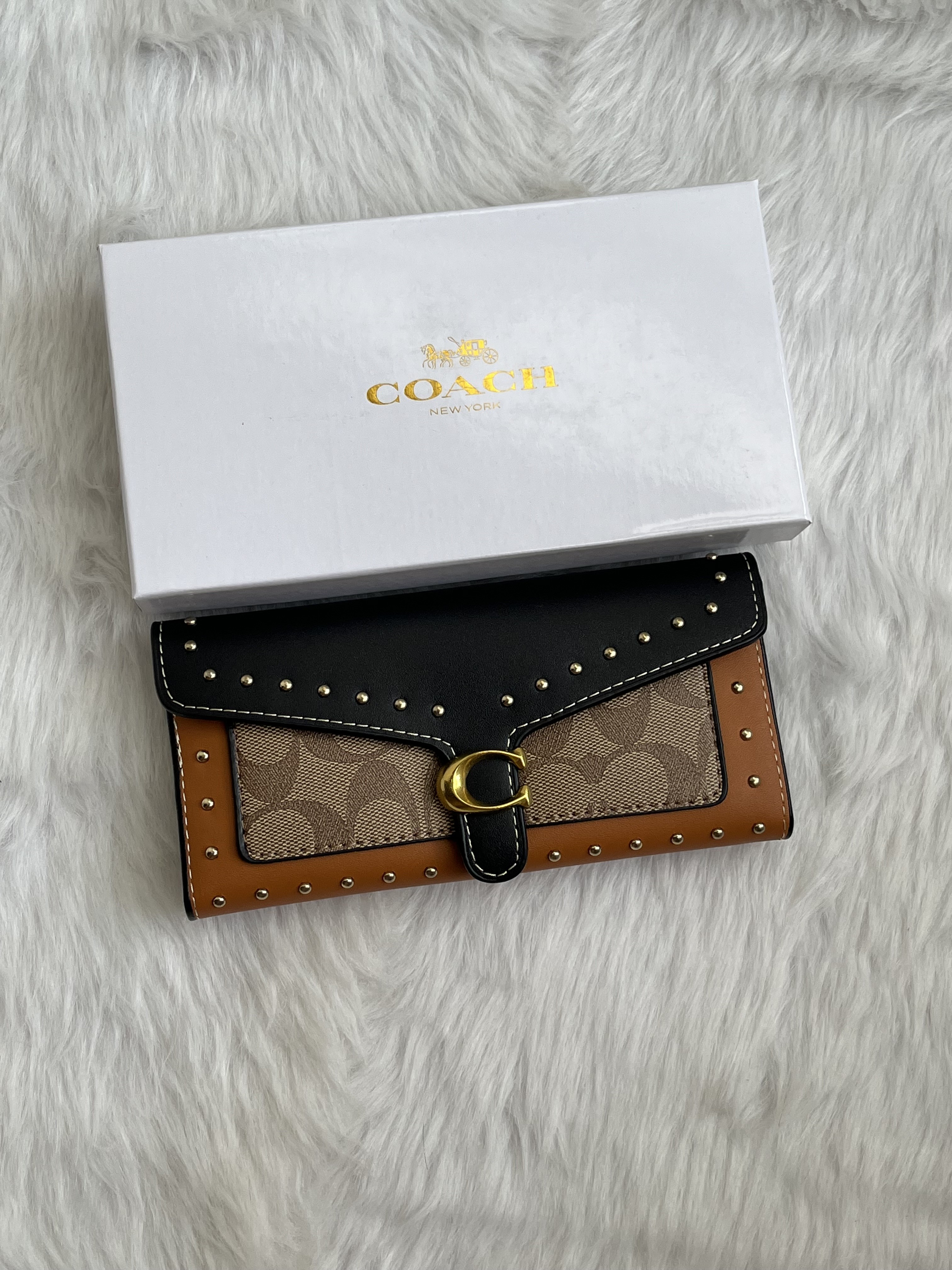 Coatch_97_Trifold_Wallet_With_Original_Box