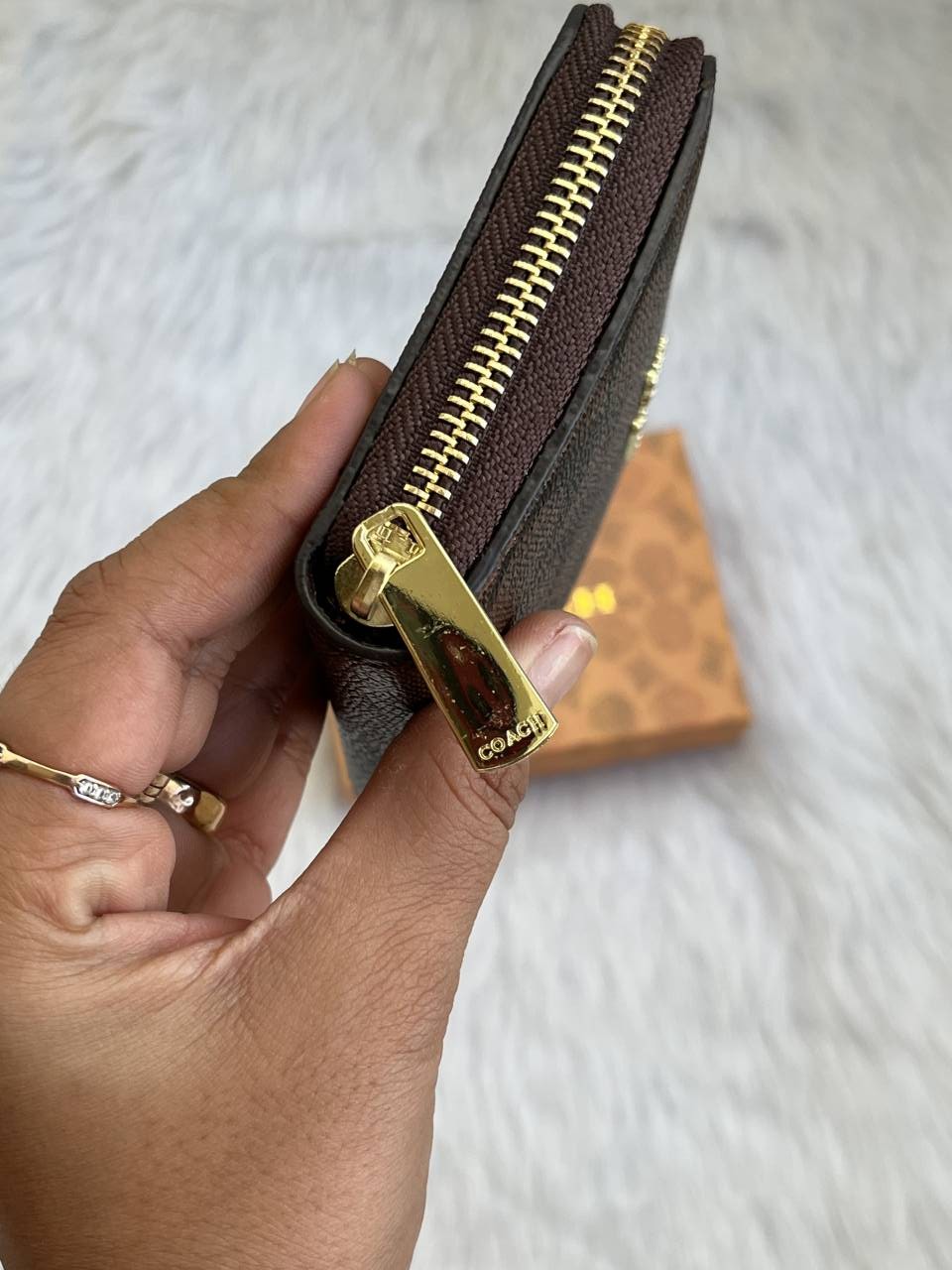 Coatch_107_Coffee_Mini_Wallet_With_OriginalBox