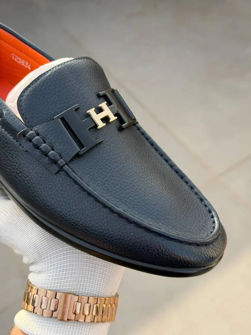 Hermes Leather Loffer T25834 Navy - Image 2