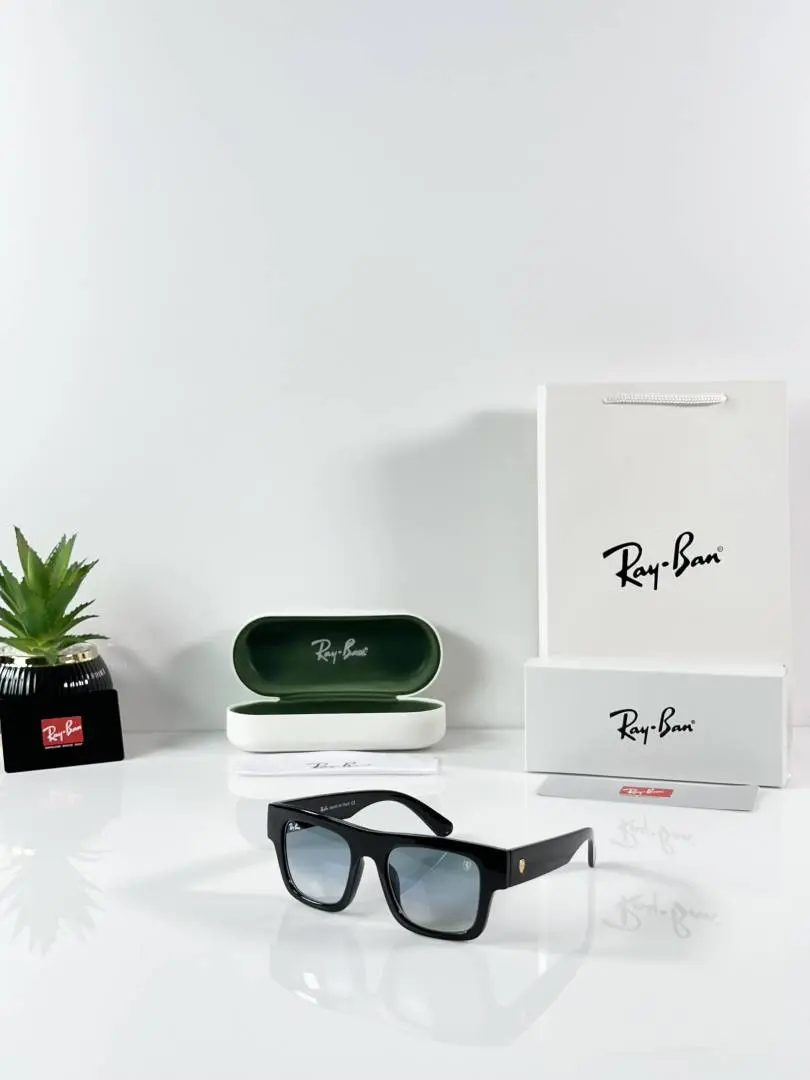 Ray-Ban 4415 Black Blue GLASS