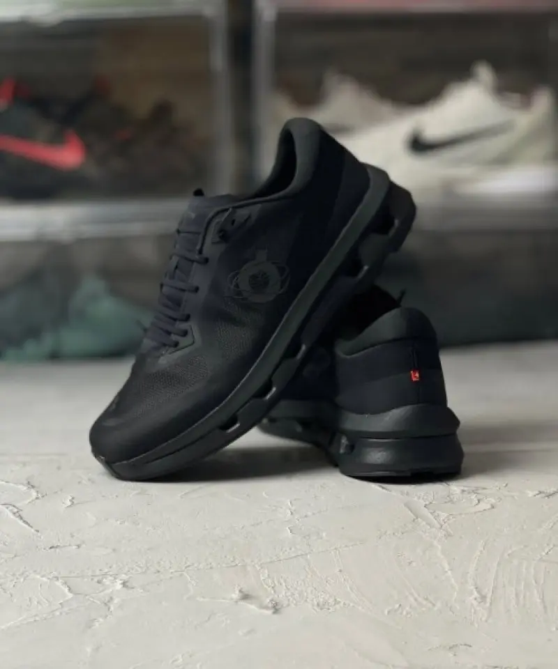 On Running x Kith Cloudzone Triple Black - Image 9