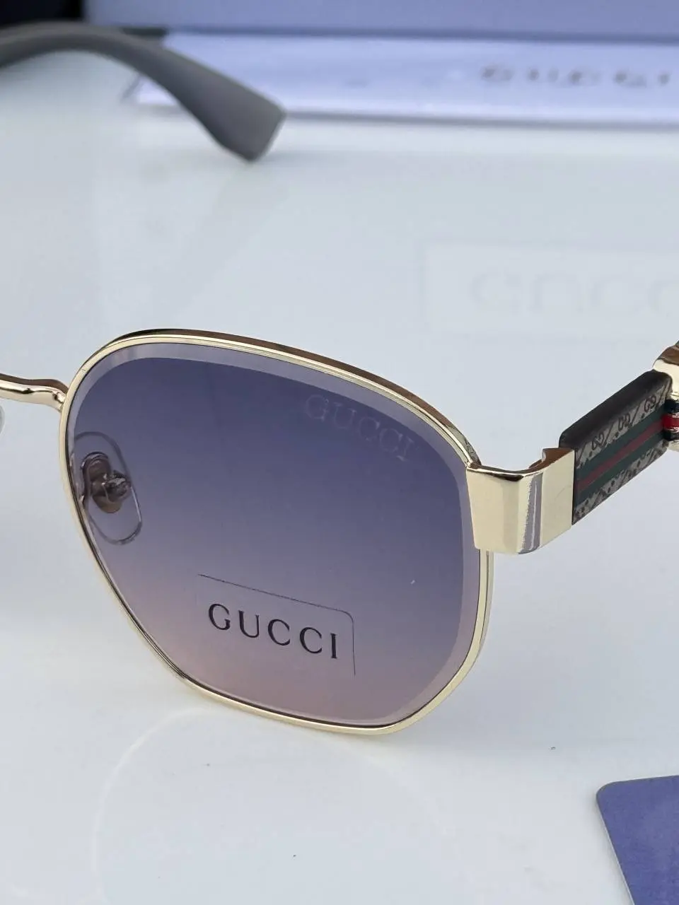Gucci 24042 gold sea blue - Image 2