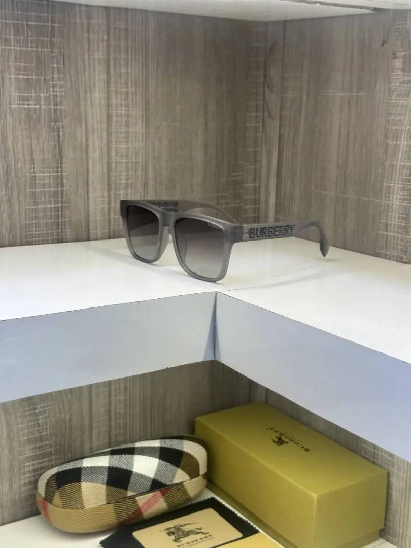 Burberry 4358 Grey Matt - Image 2