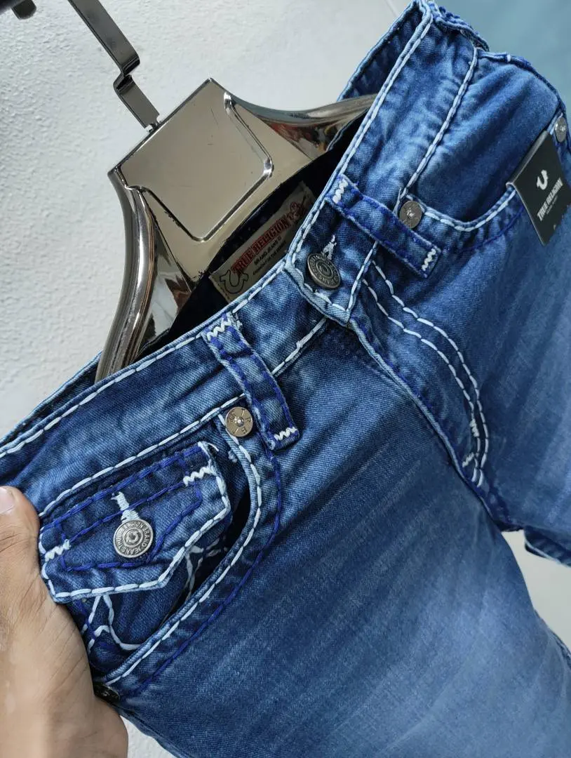 TRUE RELIGION IMPORTED STORE ARTICLE JEANS - Image 3